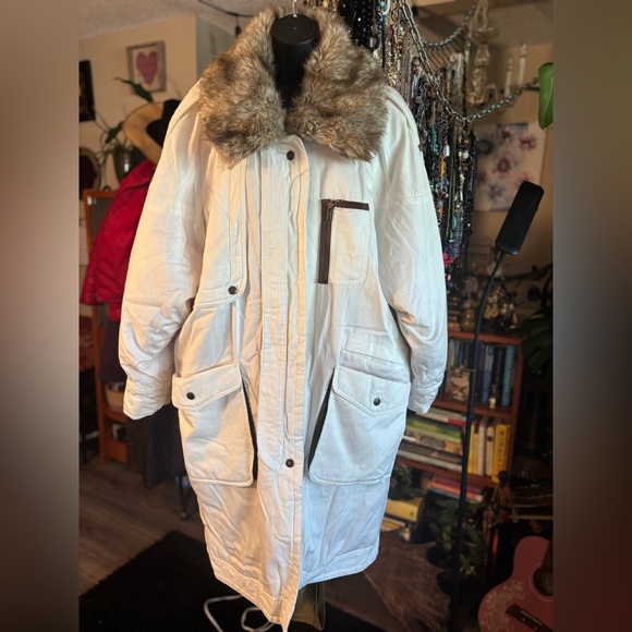 Pizazz Jackets & Blazers - PIZAZZ Vintage 90s Cream Cotton Parka Faux Fur Collar Aspen Ski Lodge NWT M/L